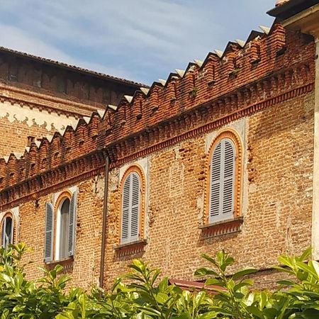 Апартаменты Scalo Al Castello Locate di Triulzi Экстерьер фото