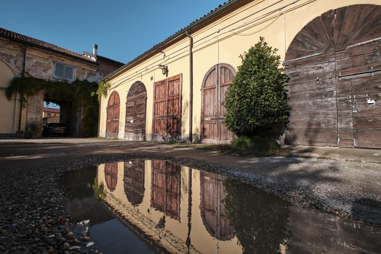 Апартаменты Scalo Al Castello Locate di Triulzi Экстерьер фото